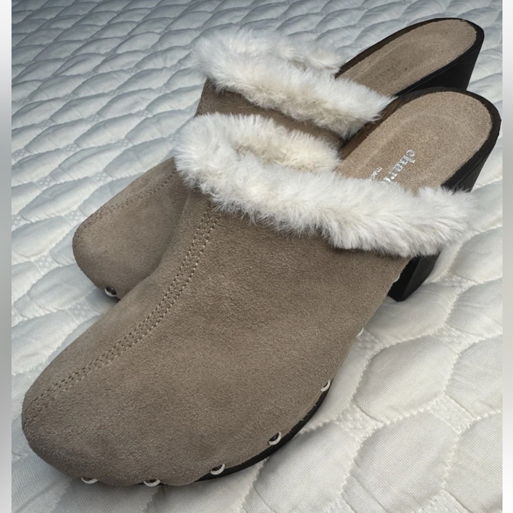 NWOT Charles David Beige Suede Mules with Cream Fur